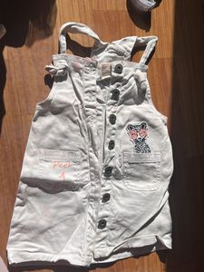 Girls Shrug