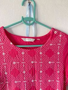 SALE:- Pink Embroidered Kurta