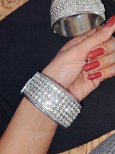 Beautiful Adjustable Stone Silver Bangle