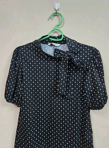 Triangle Print Tie Neck Top