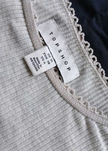 Light Gray Ribbed Scalloped-Trim T-Shirt