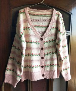 Floral Knit Cardigan URBANIC