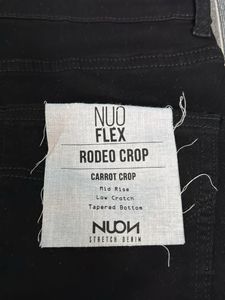 Black Slim Jeans Carrot Crop