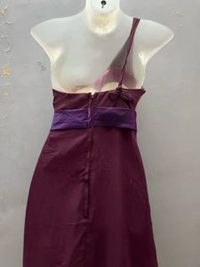 Elegant Purple Padded One-Shoulder Gown