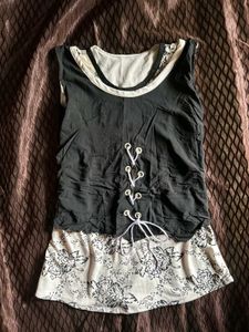 Cute Black & White Top