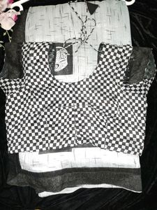 Grey &amp; Black Beautiful Saree With Blouse