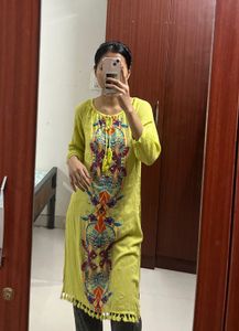 Embroidered Green Kurta