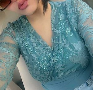 Beautiful Lace Detail Ruched Top