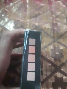Huda Beauty Matte Compact Powder