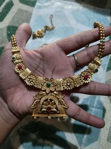 Necklace &amp; Maang Tikka Set