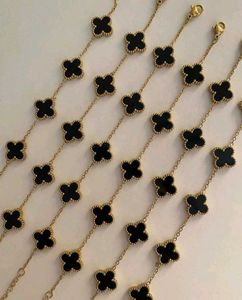 (Black) Elegant Anti-Tarnish Korean Bracelet✨