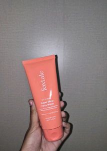 Foxtale Super Glow Face Wash