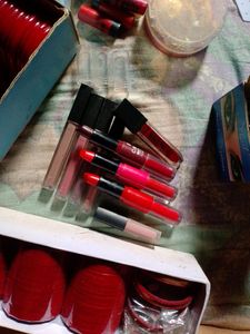 2 In 1 Lipstick 💄💋