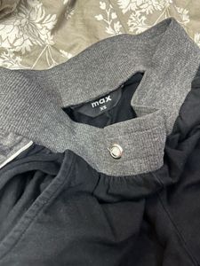 Max Black Joggers