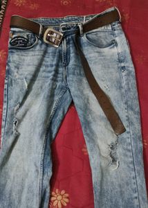 Distressed Jeans ( No Belt)