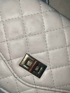 Pretty Pearl Bag