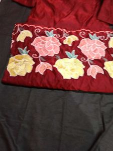 Floral Embroidered Kurta Set
