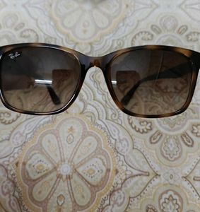 Ray-Ban Sunglasses with case