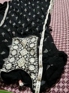 Elegant Embroidered Kurta