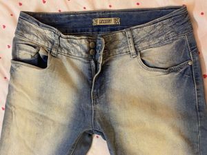 Light Wash Skinny Jeans