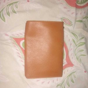 Tan Wallet