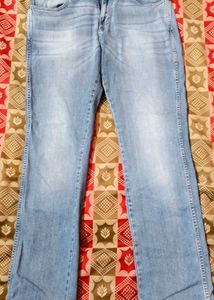 👖Light Blue Washed Denim Jeans–Classic Everyday🩵
