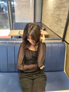 Berrylush Women Solid Black Dobby Weave Top