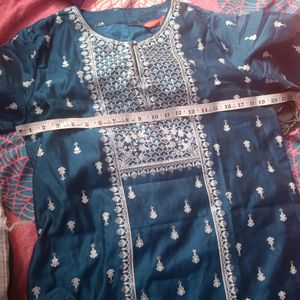 New Art Silk Suit Set From Myntra