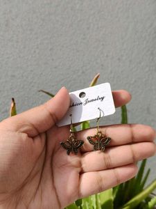 Vintage Butterfly Earrings 🦋