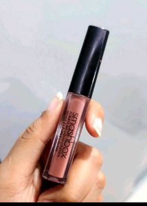 Smashbox Lipstick- STEPPING OUT