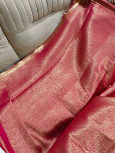 Women Zari Paithani Saree
