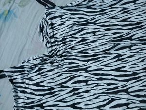 Zebra Print Dress/ Fit XL/L/NEW
