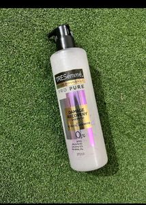 Pack of 2 TRESemme Pro Pure Damage Recovery Shampo