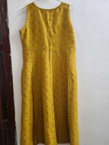 Elegant Mustard Kurta Set