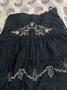 Embroidered Black Skirt