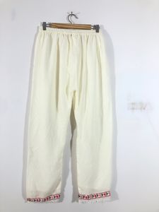 Off White Emboridered Kurta Set(Women’s)