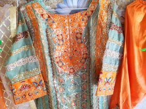 Elegant Pakistani Suit