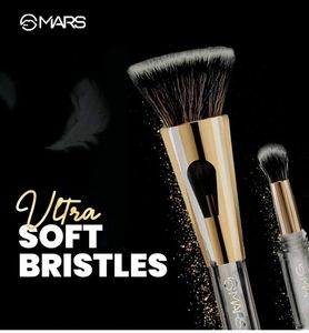 MARS 4 in 1 Travel Brush