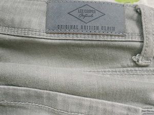 🩶 Light Grey Jeans