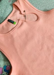 TOKYO TALKIES Women&#39;s Crop Top