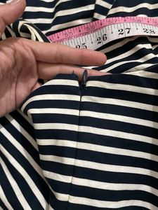 GAP camel navy blue striped dress