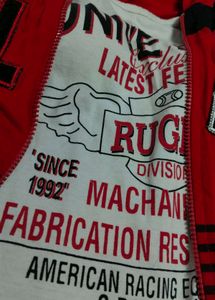 Red Sleeveless Y2K Top