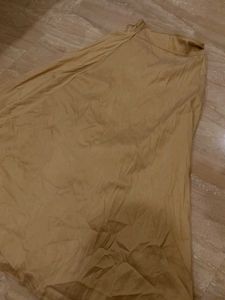 Elegant Gold Maxi Skirt