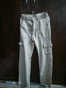 Beige Baggy Cargo A1 Quality Like New