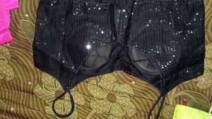 4 Blouses And Nick Designer