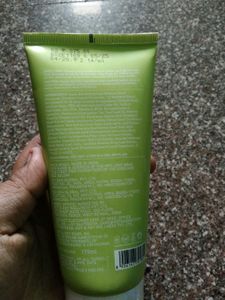 Dot &amp; Key Face Wash