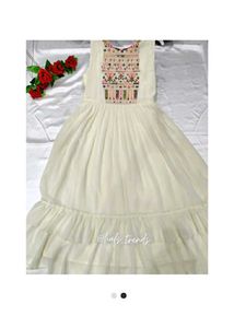 Women&#39;s ethinic Embroidery Vest &amp; Kurta