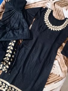 Black Salwar Suit With Dupatta