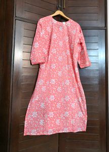 Women Pink Floral Printed Cotton Kurta Set