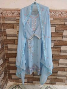 Elegant Blue Embroidered Kurta Set